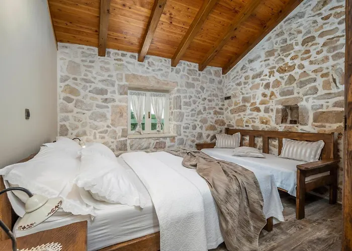 Jerolim Villa *